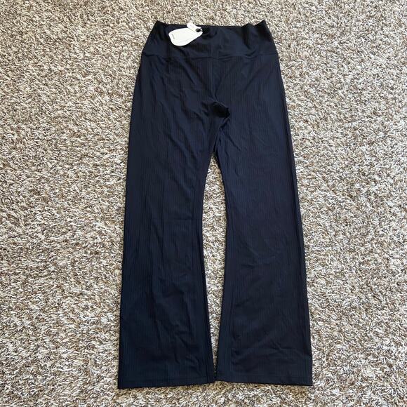 Prana Luxara Rib Flare Crop Legging Women's M Black High Rise Ribbed Texture - Picture 5 of 13